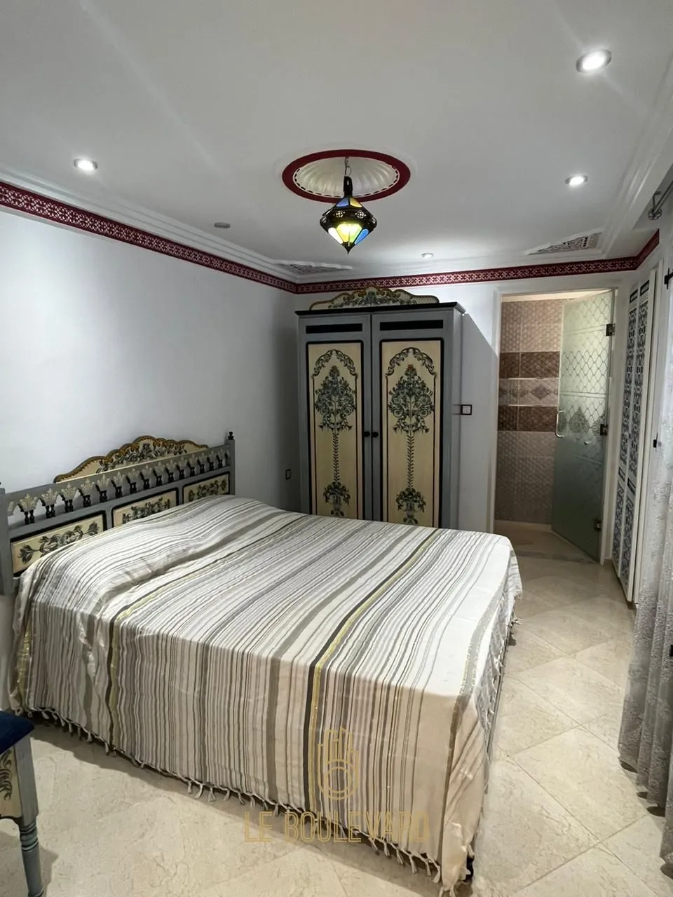 A vendre maison S+2 style arabesque à avenue Habib Bourguiba , Nabeul 