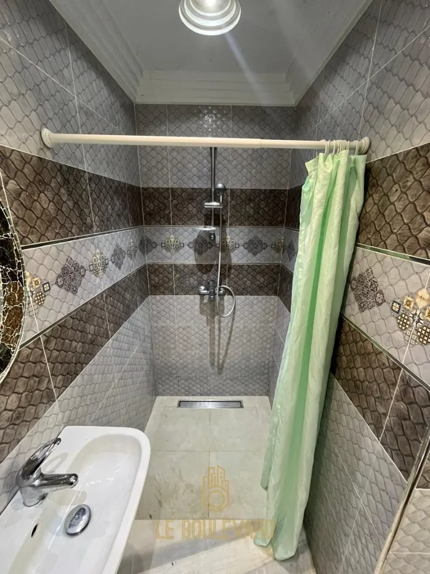 A vendre maison S+2 style arabesque à avenue Habib Bourguiba , Nabeul 