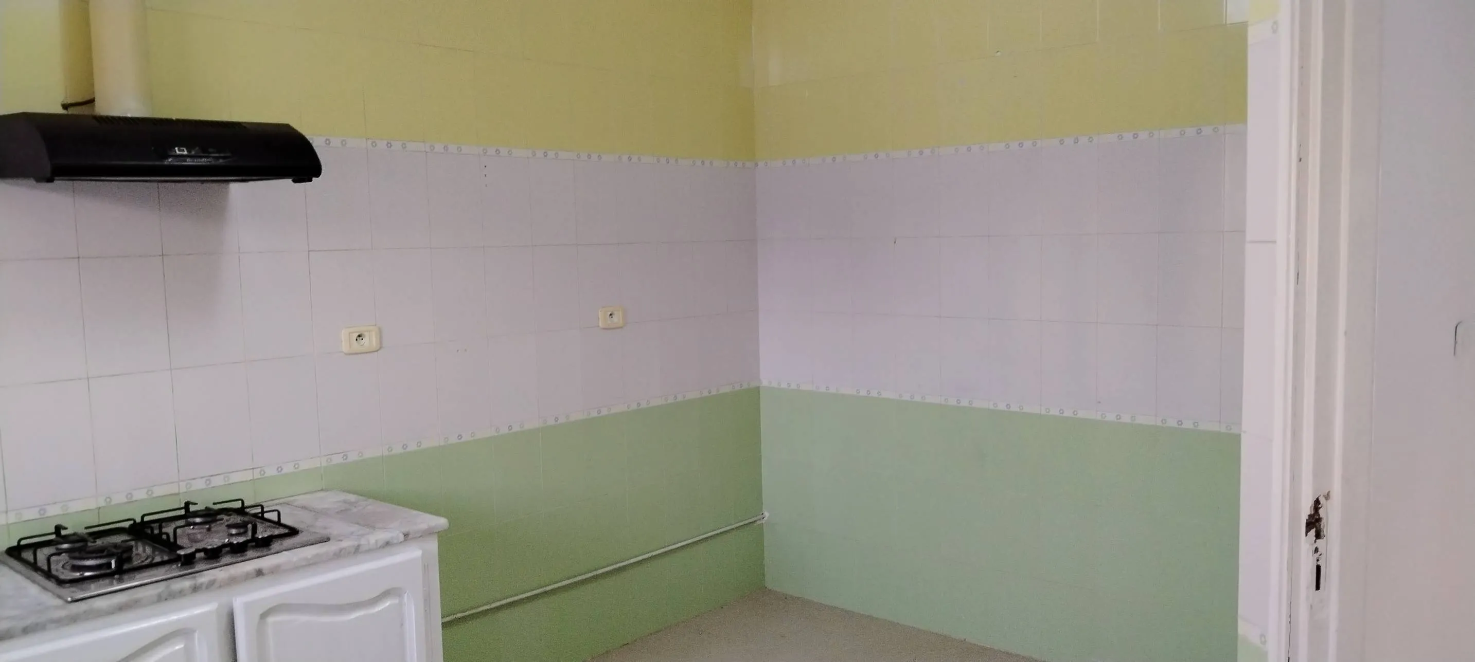 S+4 Étage à louer.