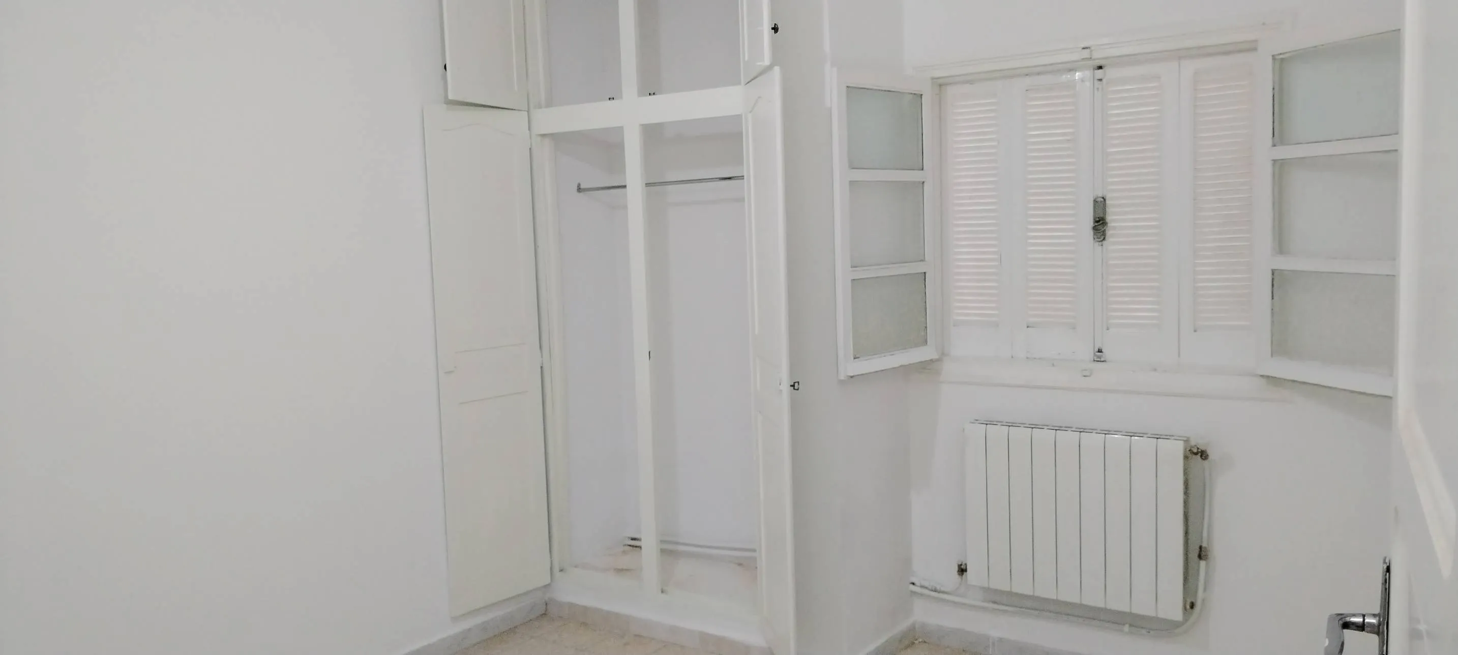 S+4 Étage à louer.