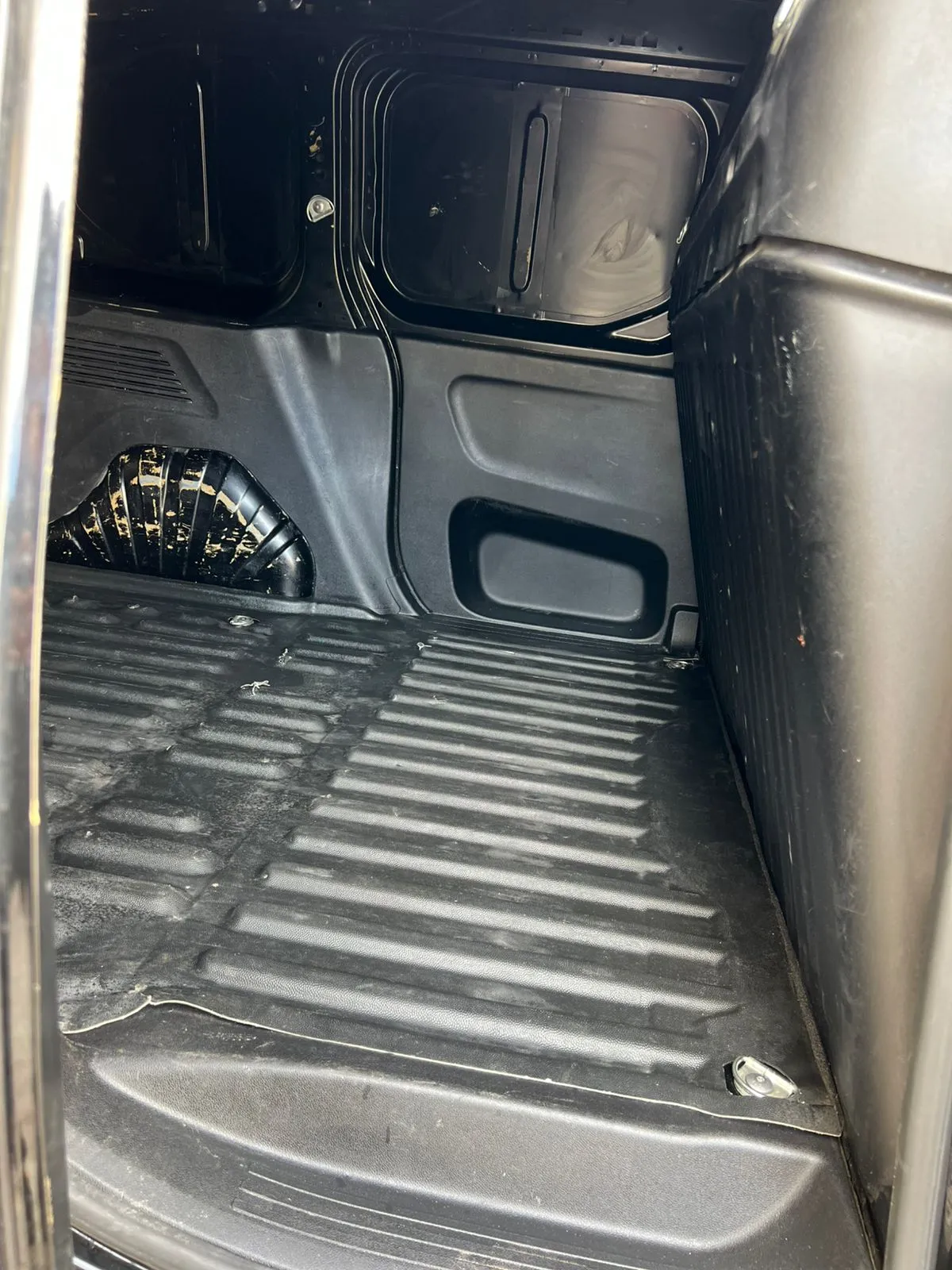 Peugeot partner tout options 