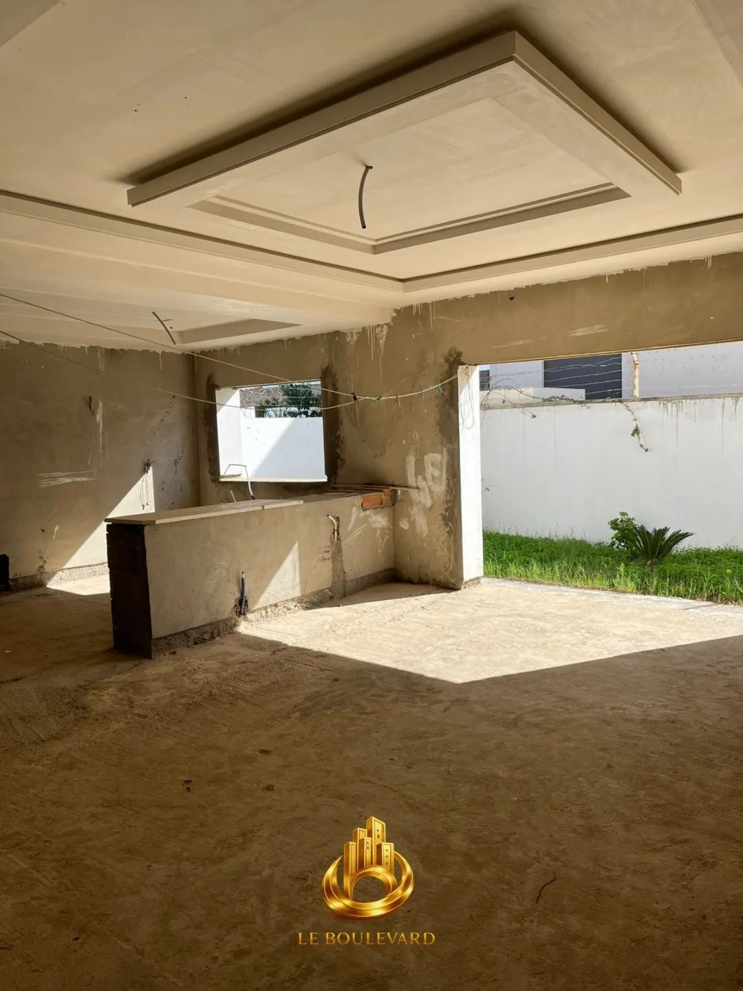 A Vendre Villa R+2 Inachevée à Jinene Benikhiar, Nabeul 