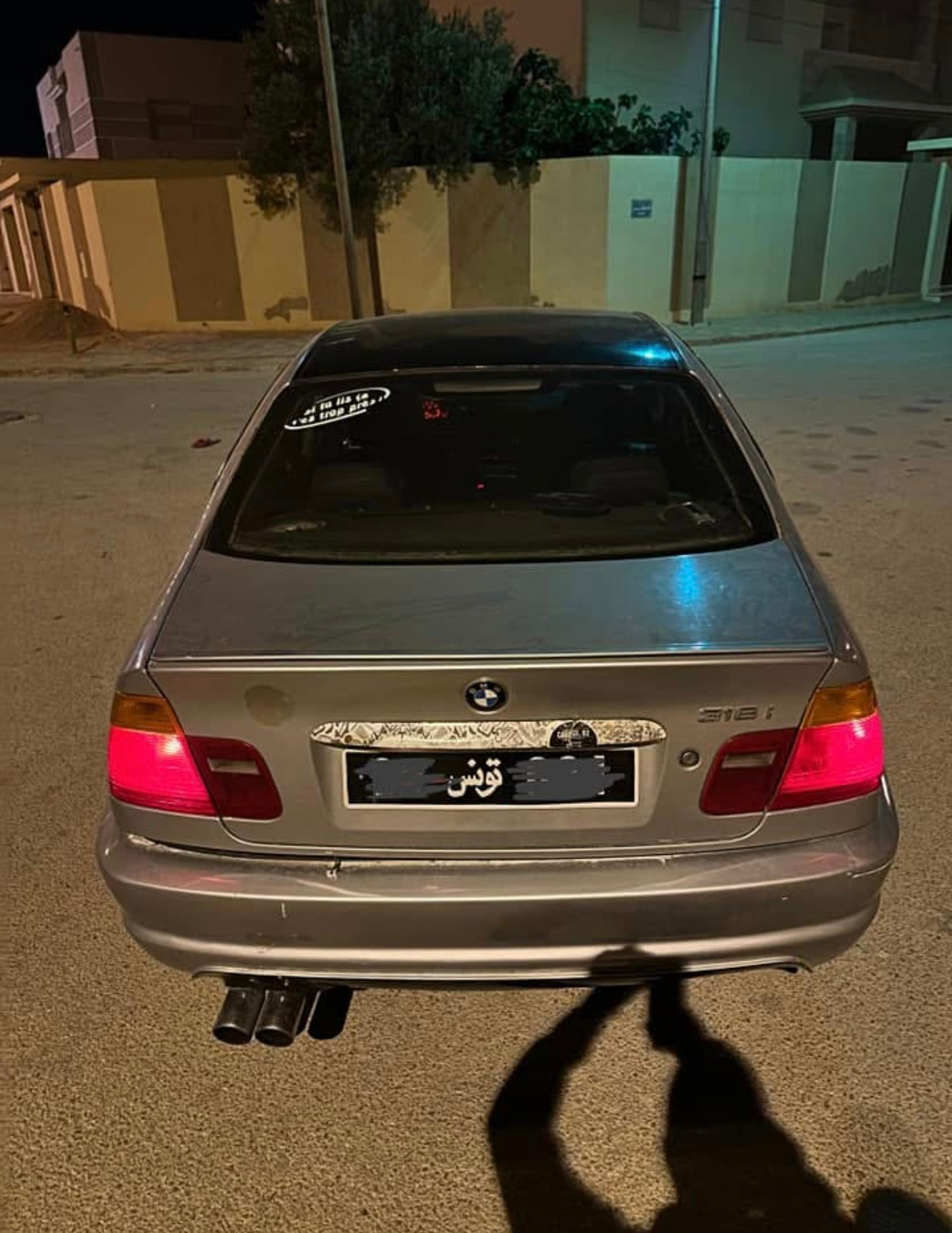 a vendre blw e46 en bon etat moteur m43 tt option climatisé 