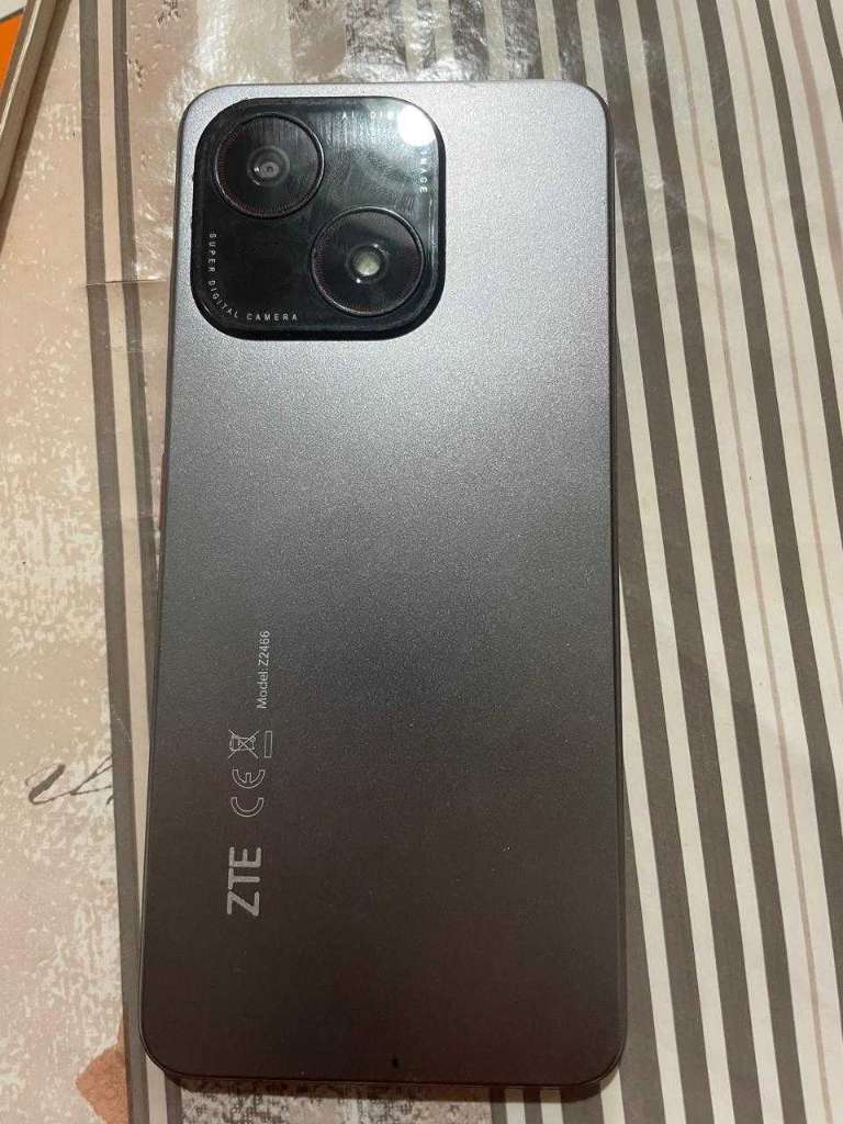 Zte blade a35e bon état 