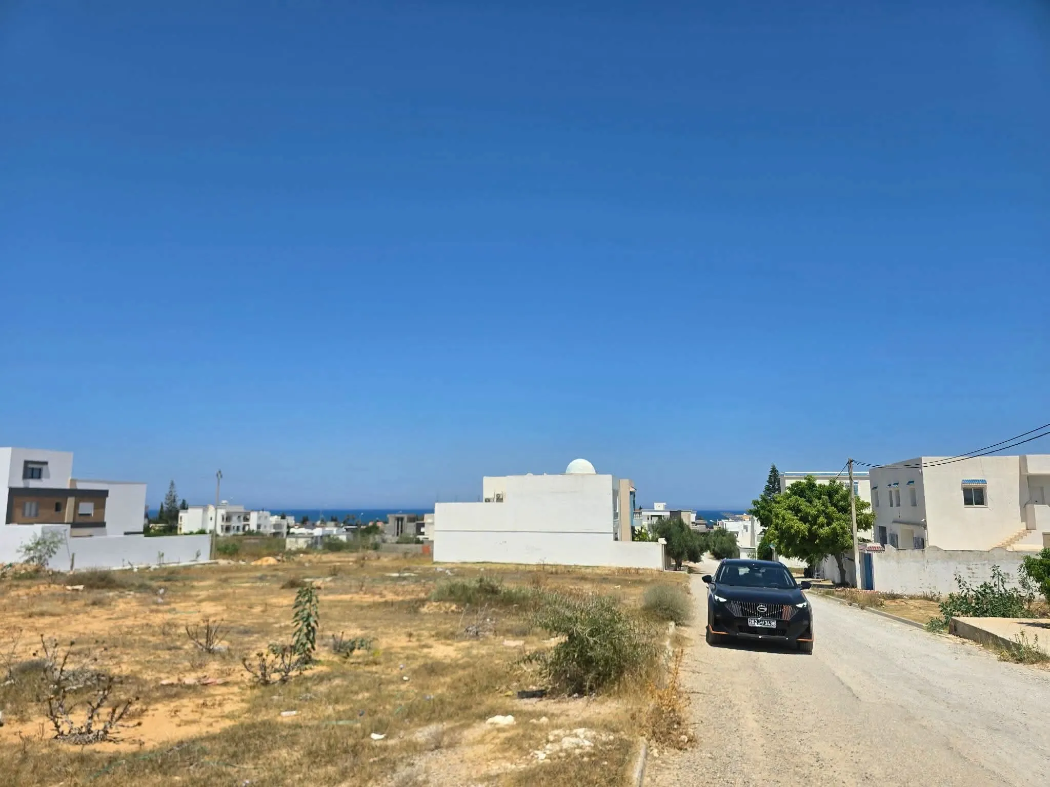 A vendre Terrain de 262 m2, et 300 m2 et 500 m2 à Chatt-Mariem 