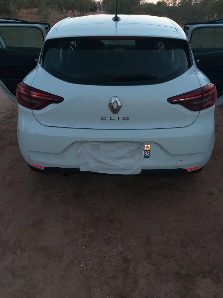 Renault Clio 1.0 TCe 100 BVM – Année 2021 – 128 000 km