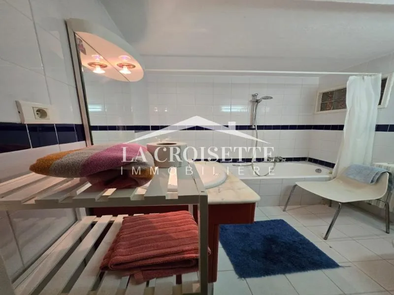 Rez-de-chaussée de villa meublé s2 à La Marsa MAL0211