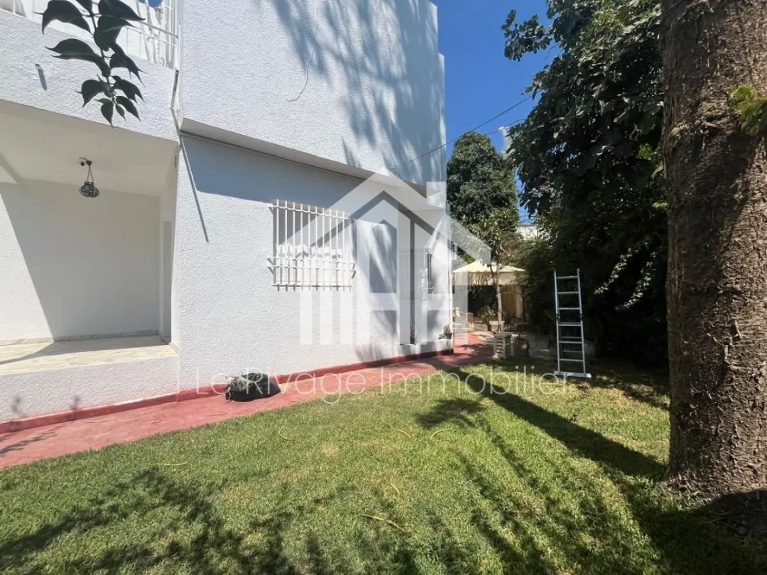 une villa S5 avec jardin