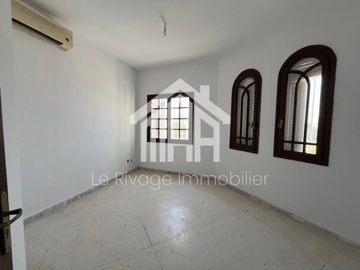 une villa S5 avec jardin