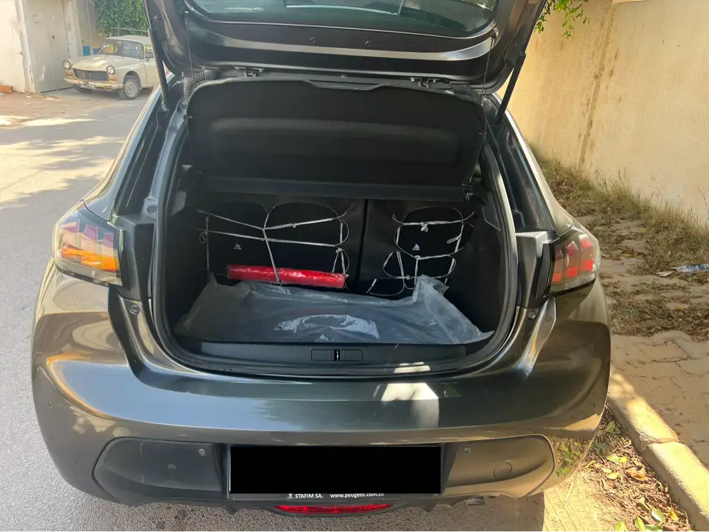 208 Peugeot