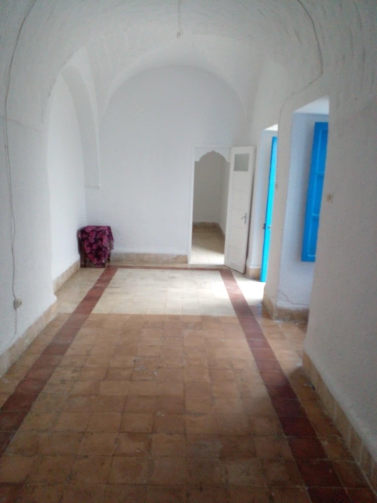 Maison arabe a trés bonne était a rades ville