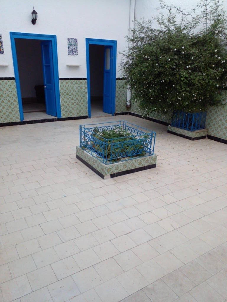 Maison arabe a trés bonne était a rades ville