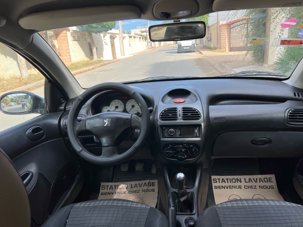Peugeot 206