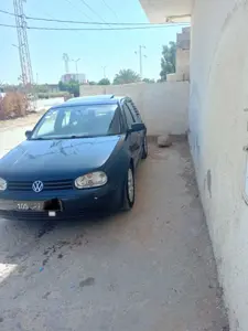 Voiture golf 4 