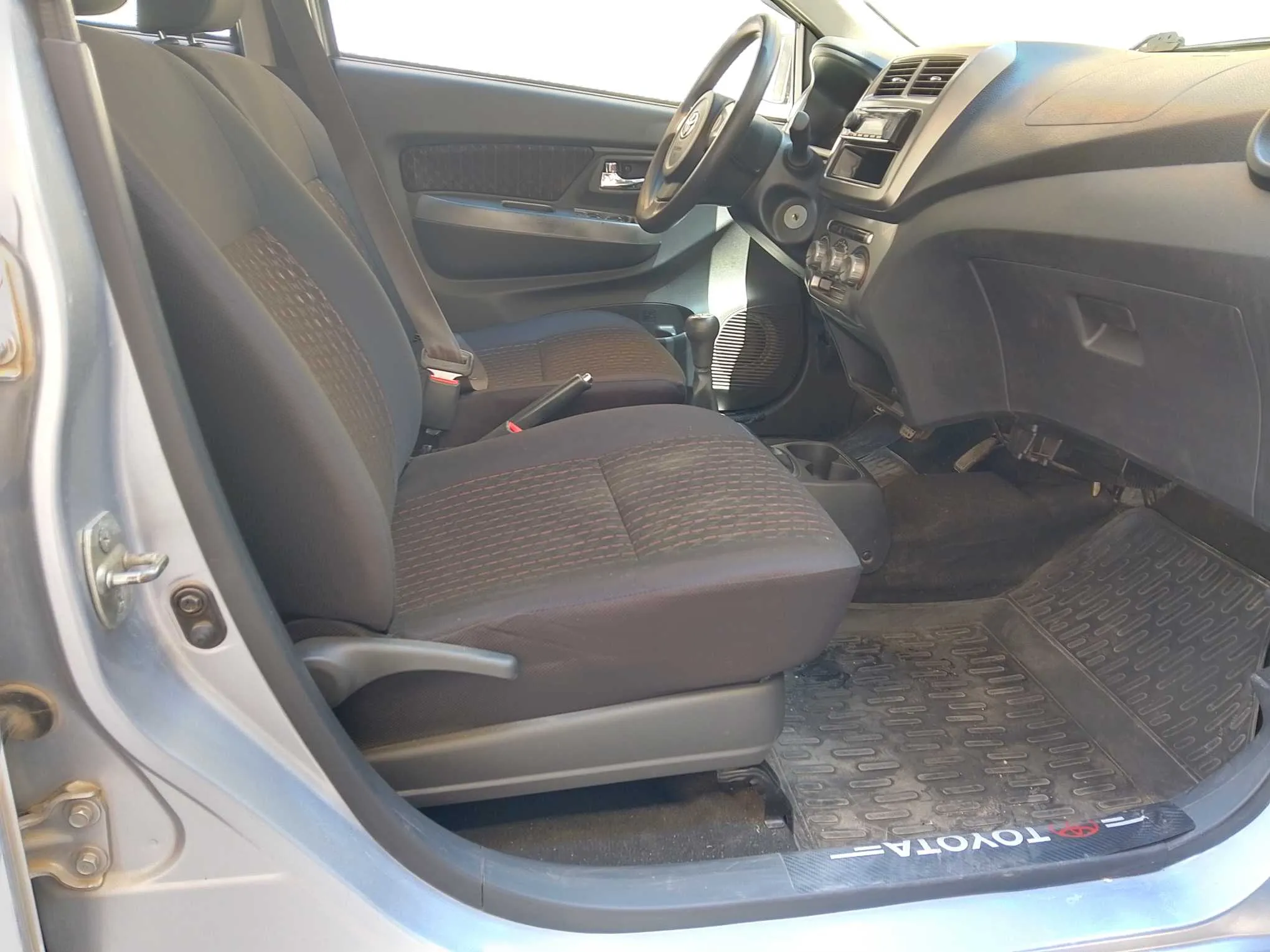 toyota agya 1ère main.tel:56177695