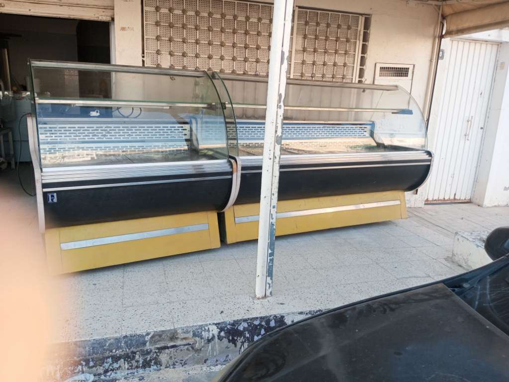 نبحث عن شاف مرطبات