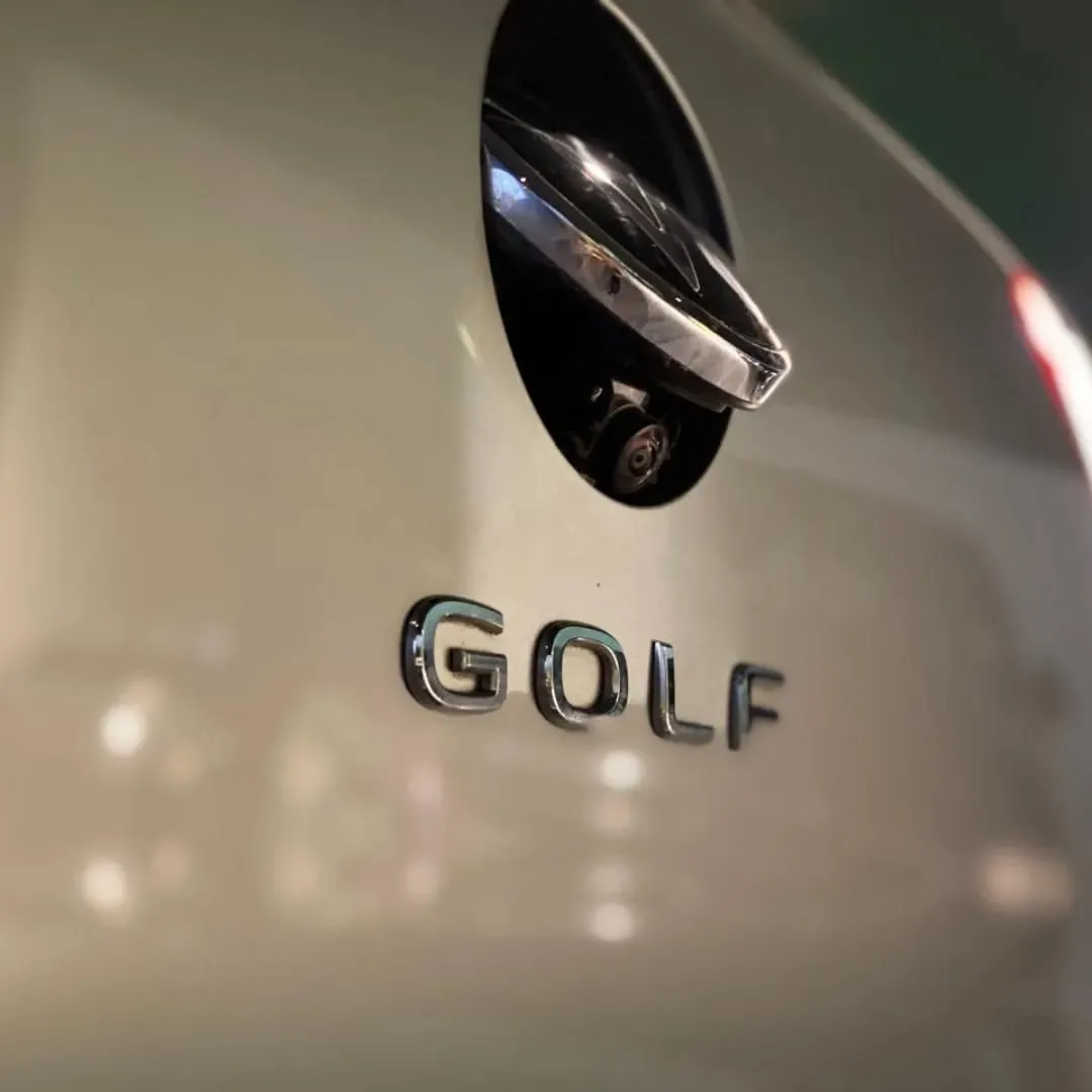 GOLF 8