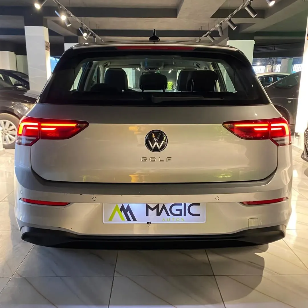 GOLF 8