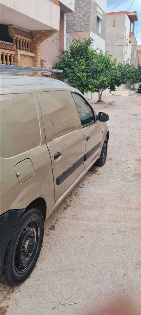 Dacia logan a vendre avec reduction prix moteur