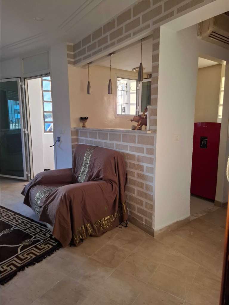 S+1 à louer à l’Aouina 