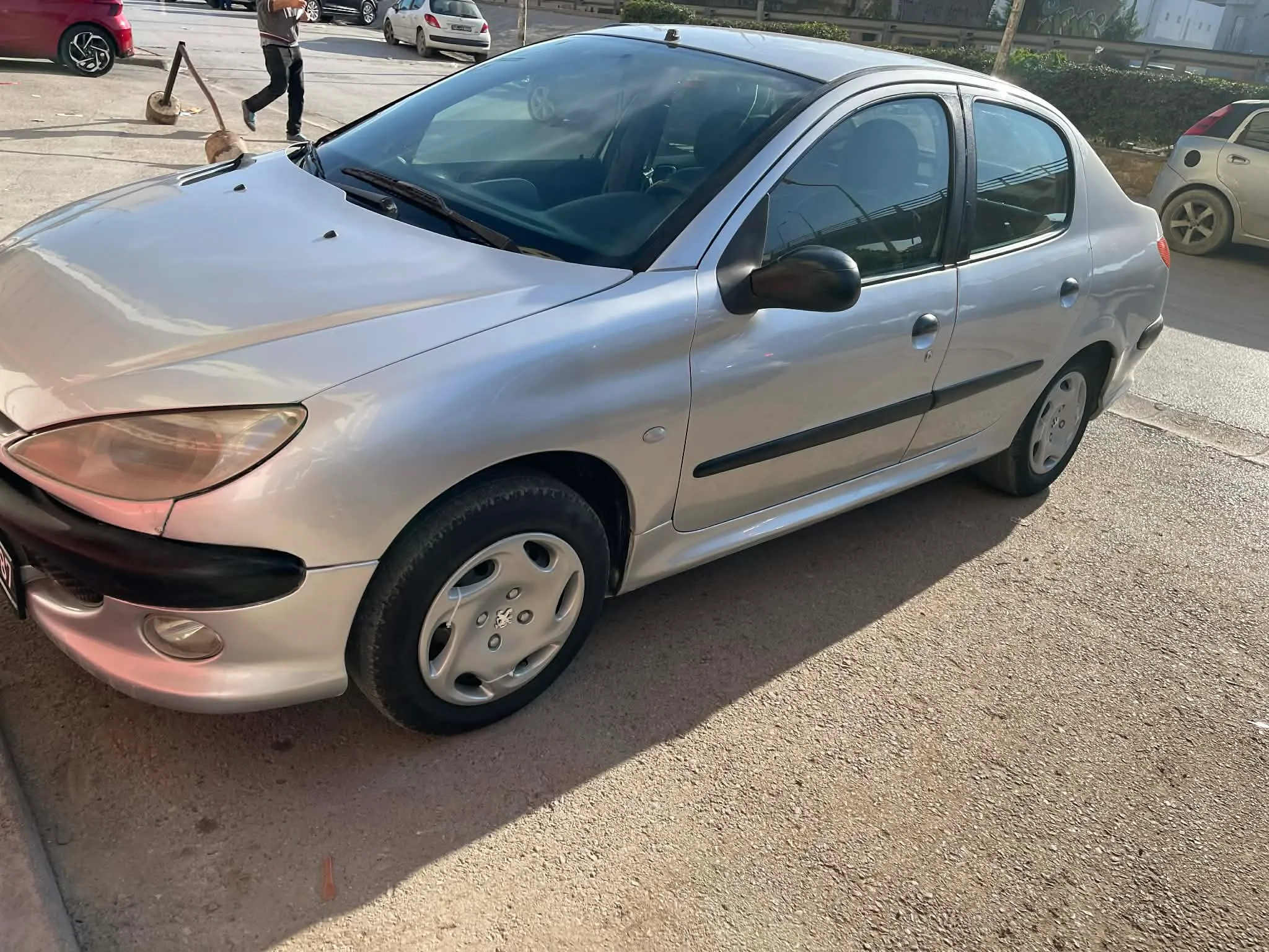 PEUGEOUT 206 