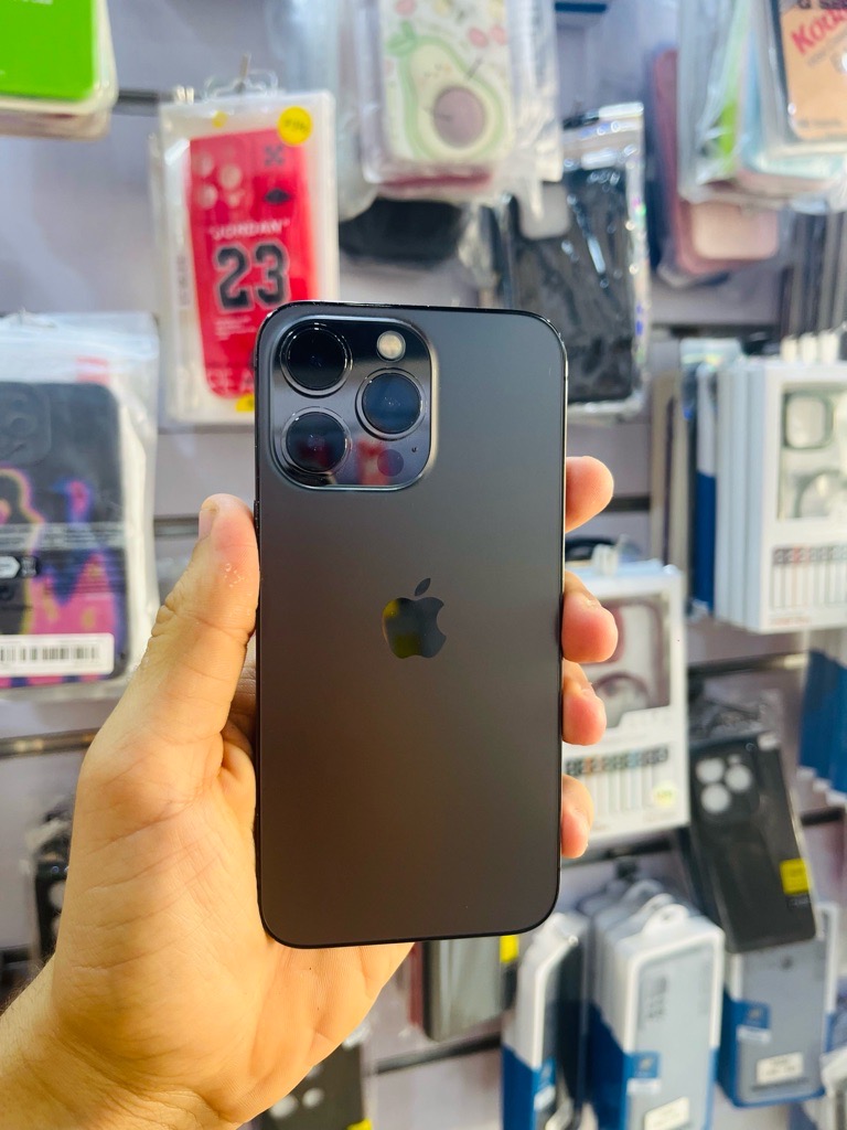 à vendre iPhone 13 Pro