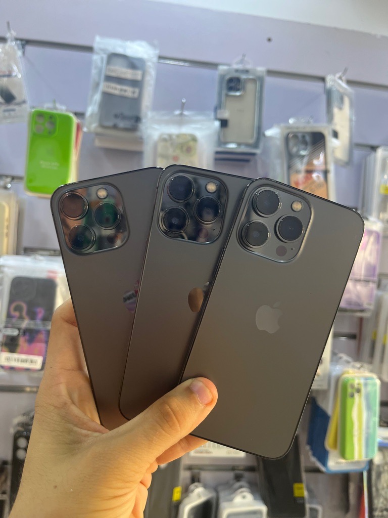 à vendre iPhone 13 Pro