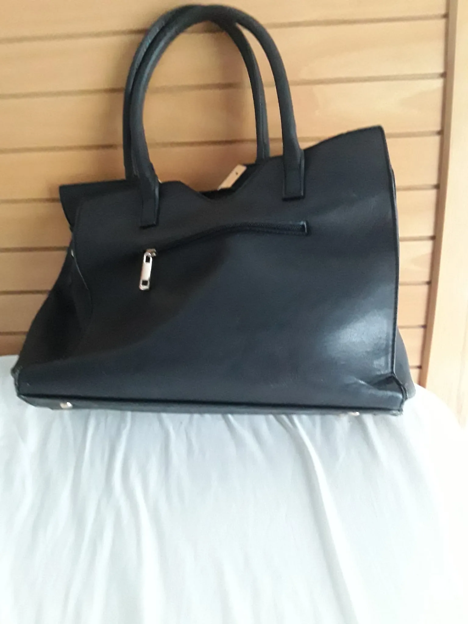 sac à main d’occasion importé depuis la France à 10 DT - Monastir