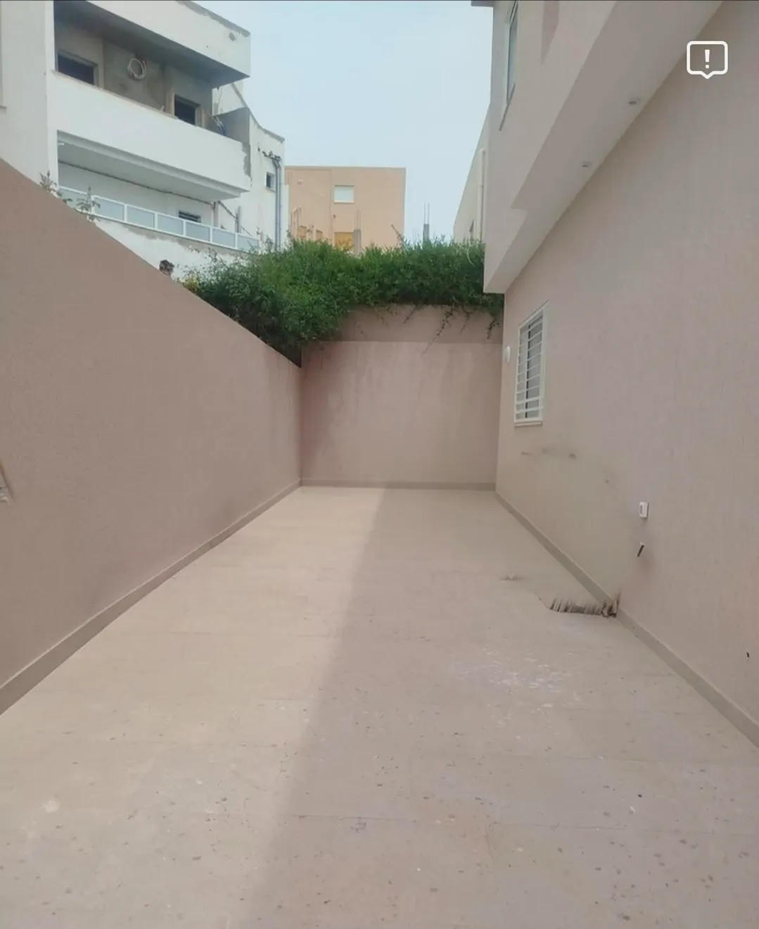 A vendre villa prestige à Sahloul 4