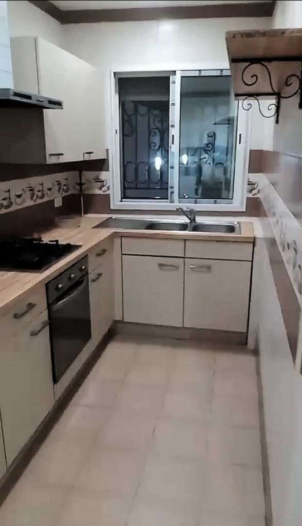 cité Ennasr Appt Ssm+2 Rdc