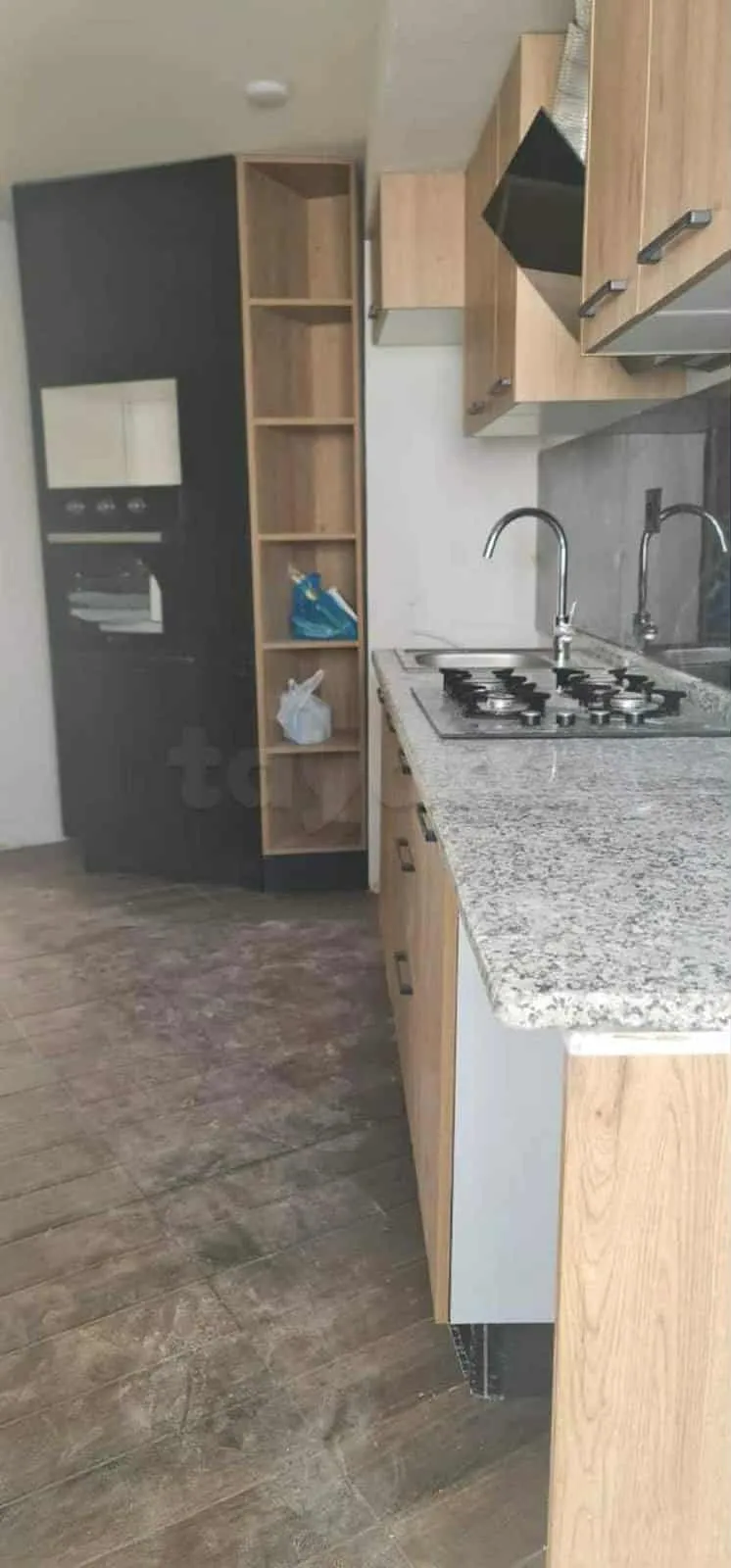 un spacieux appartements s+3 vide au rdc a louer situé a Manar 1 En Face Ecole Hannibal