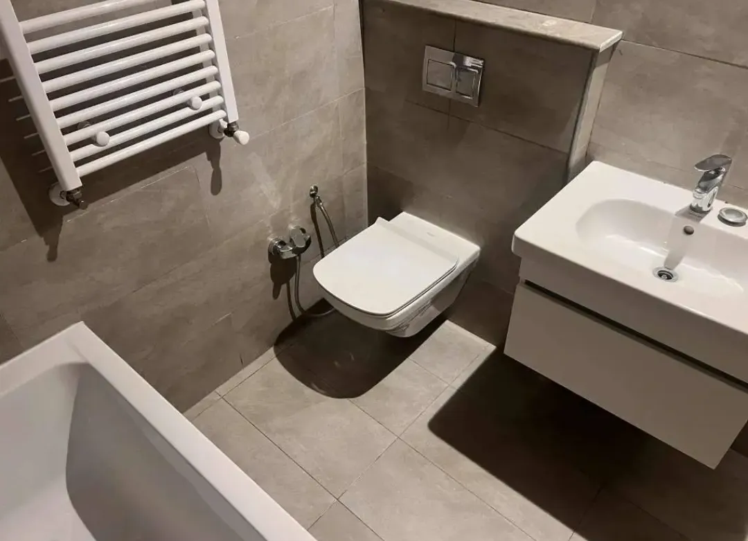 Location S2 vide à Chotrana 1