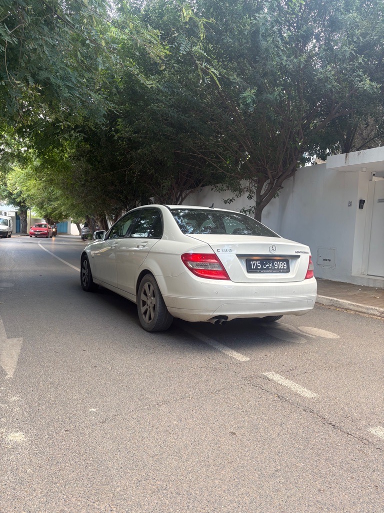 MERCEDES-BENZ C180 kompressor 