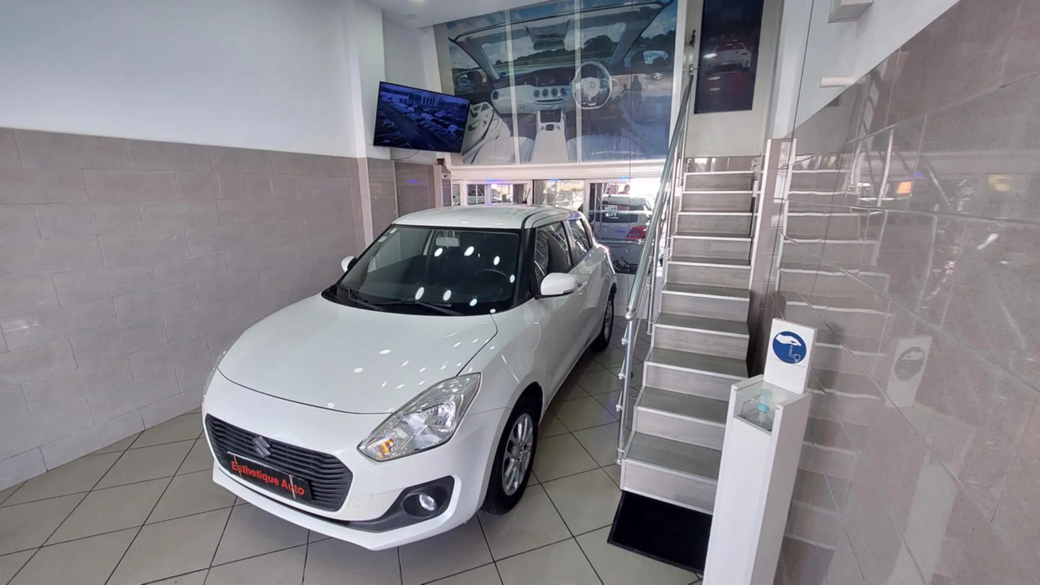 Suzuki Swift - Km 69 mille - Tel 98479647 - 21140009