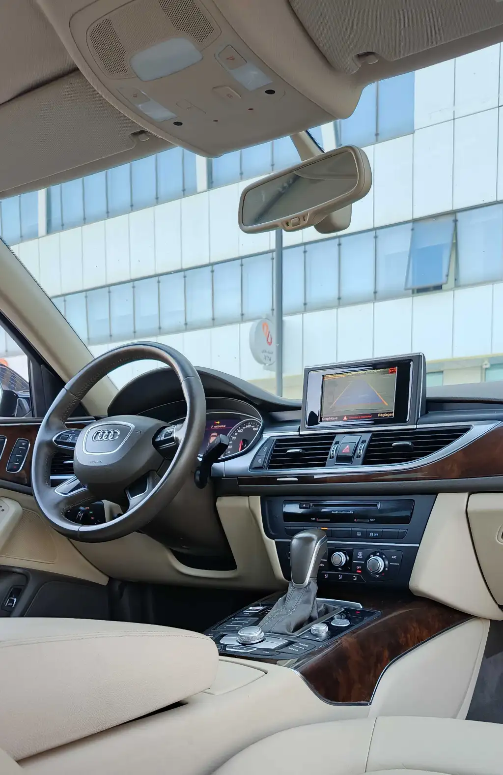 đ AUDI A6