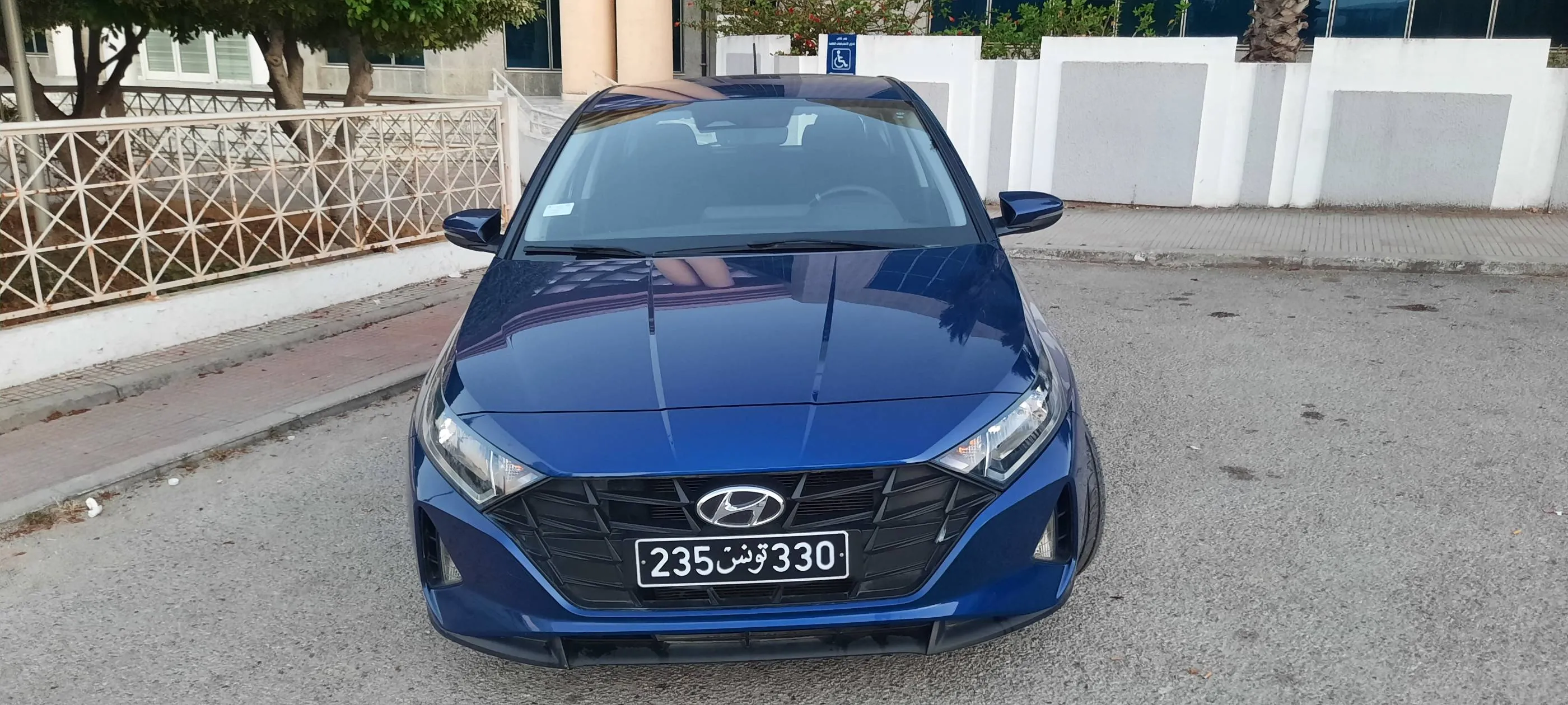 hyundai i20 etat neuve Tel :28431642