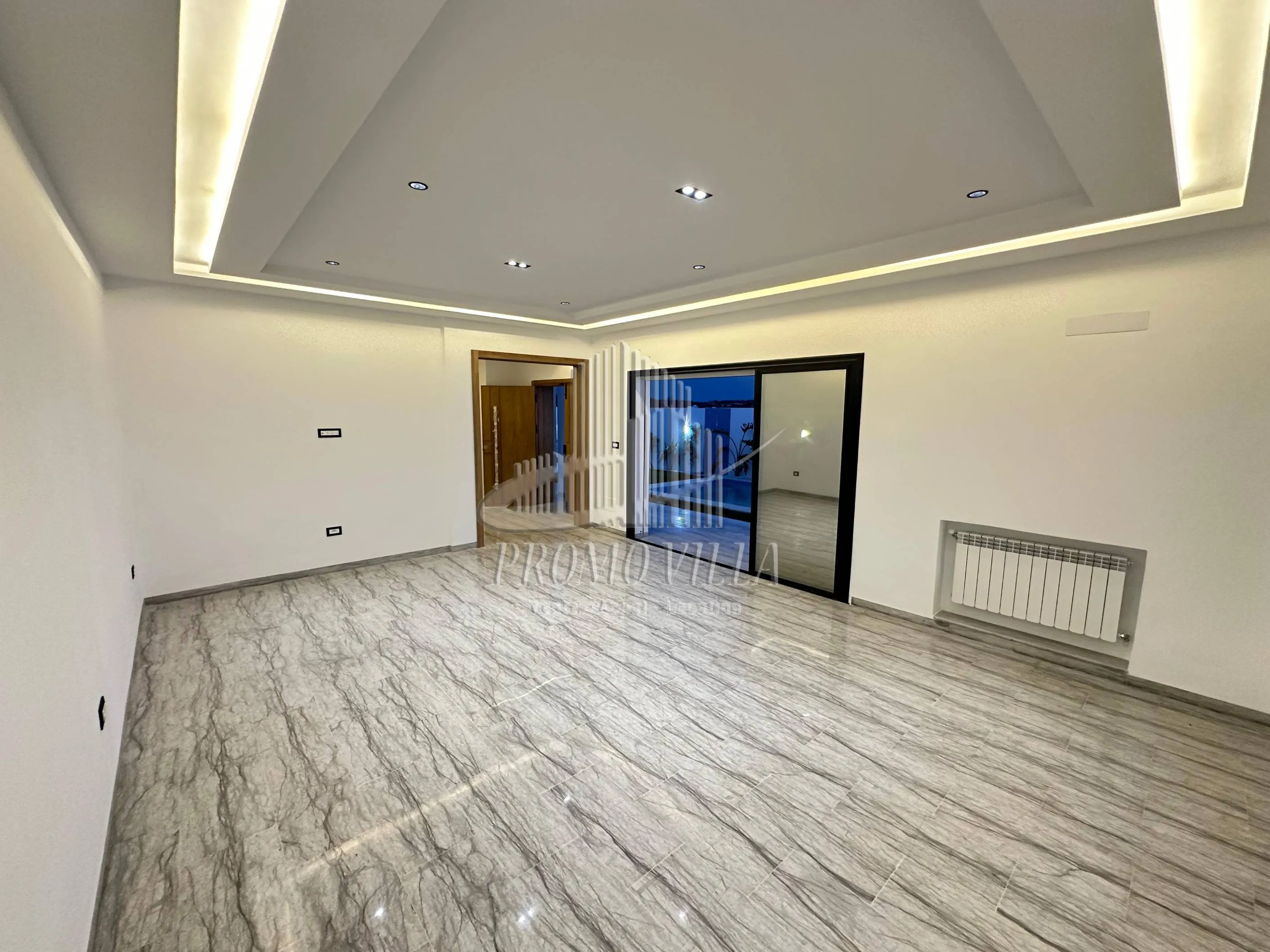 une charmante villa plein pieds avec piscine