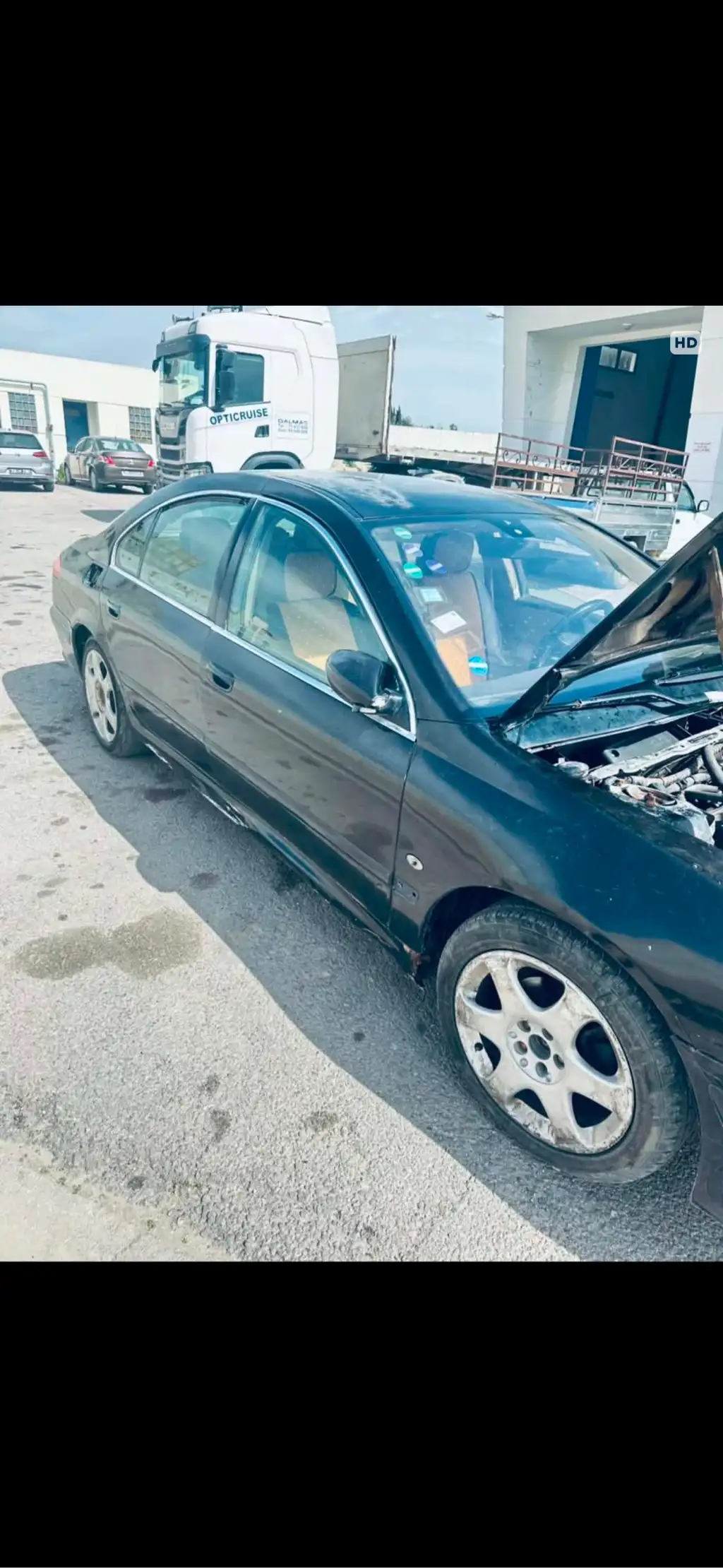Peugeot 607