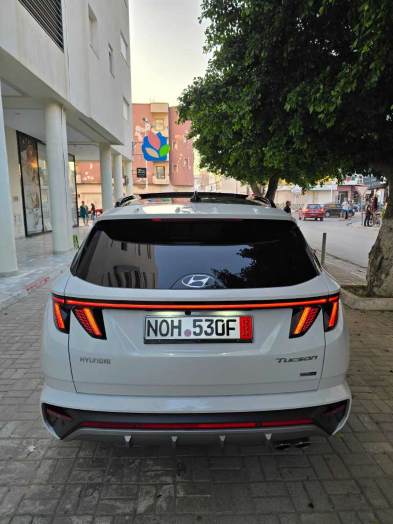 Av Hyundai tucson N Line 2022 diesel ttoption importée tél 23.964.164 