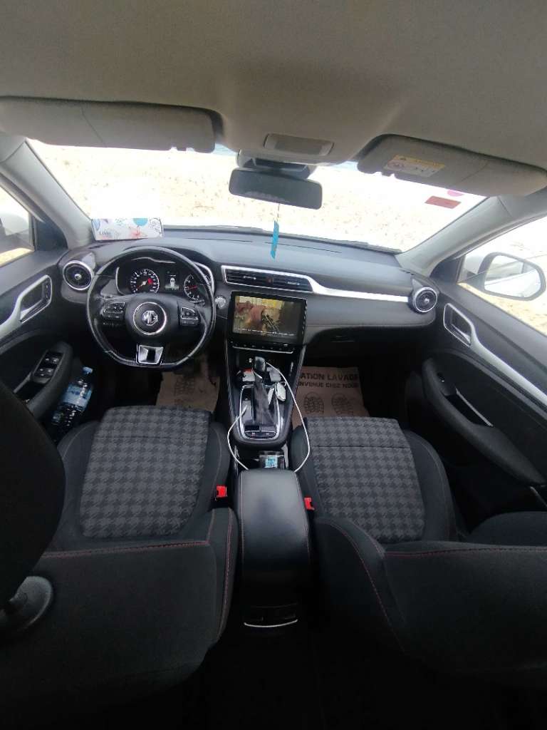 Mg zs boîte automatique