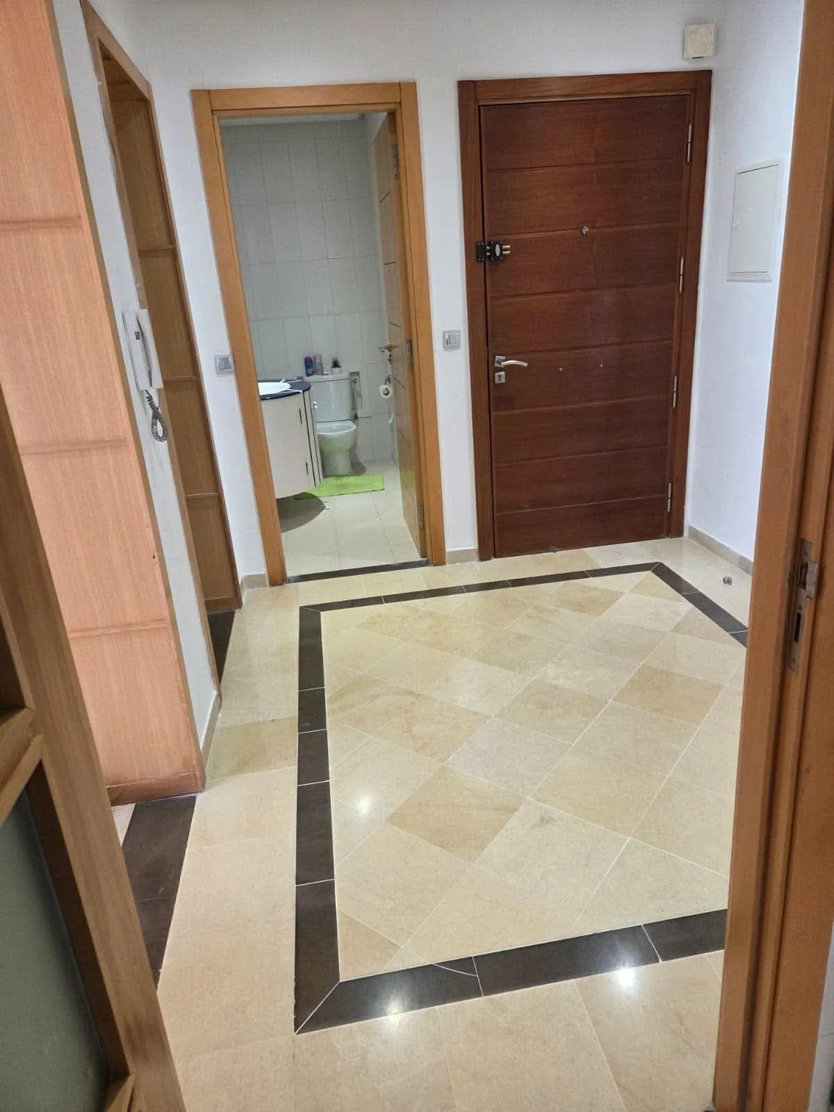 A Louer Appartement S+3 à Jardin d'el Menzah 2