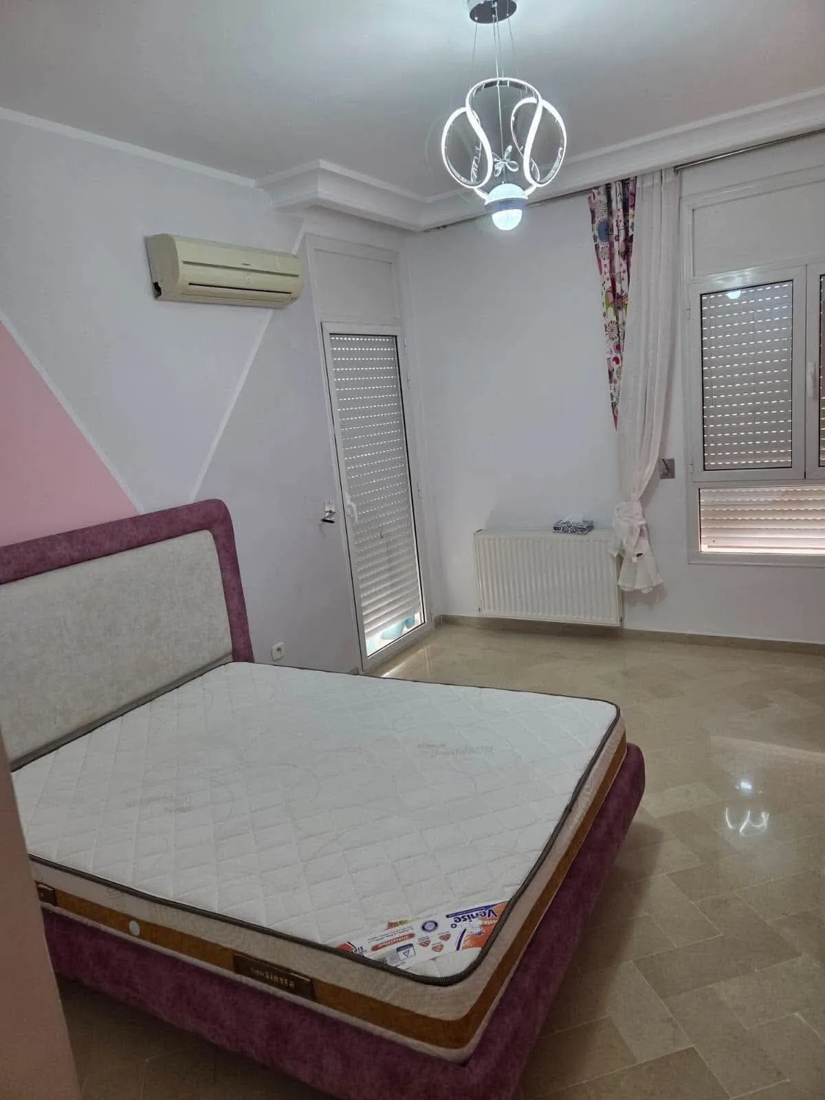 A Louer Appartement S+3 à Jardin d'el Menzah 2
