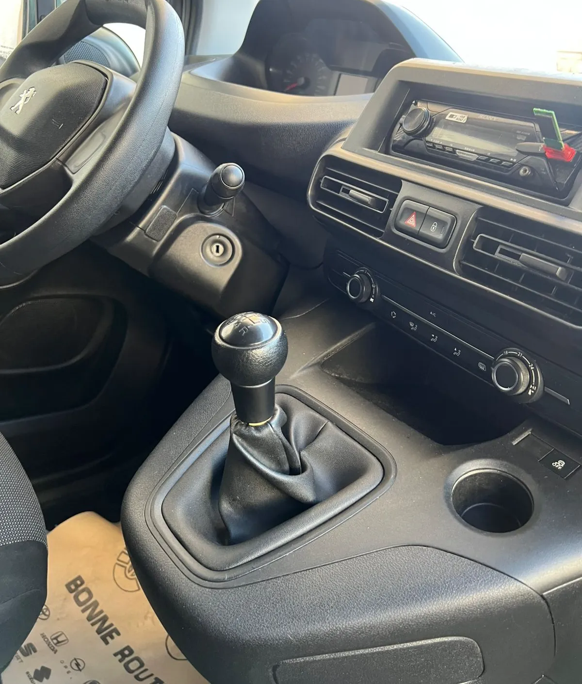 Peugeot Partner k9 - 1ère main - garantie