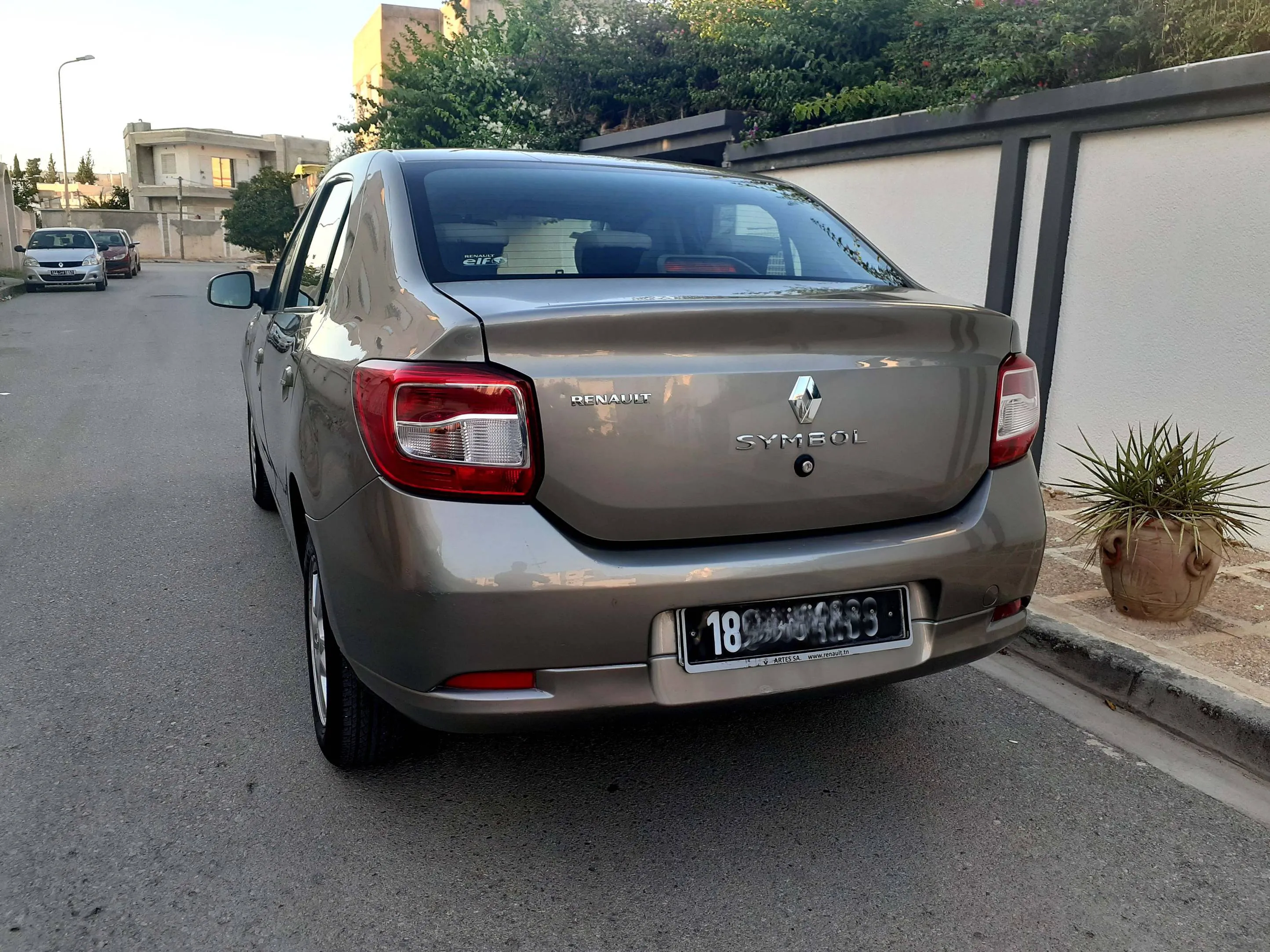 Renault symbol Élégance série 185