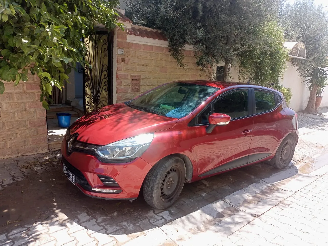 Vente voiture Renault clio en très bon état