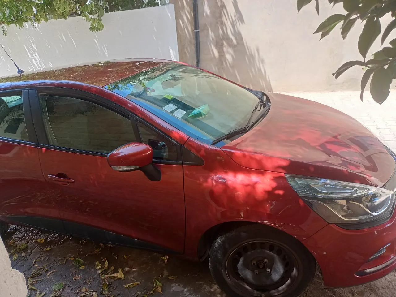 Vente voiture Renault clio en très bon état