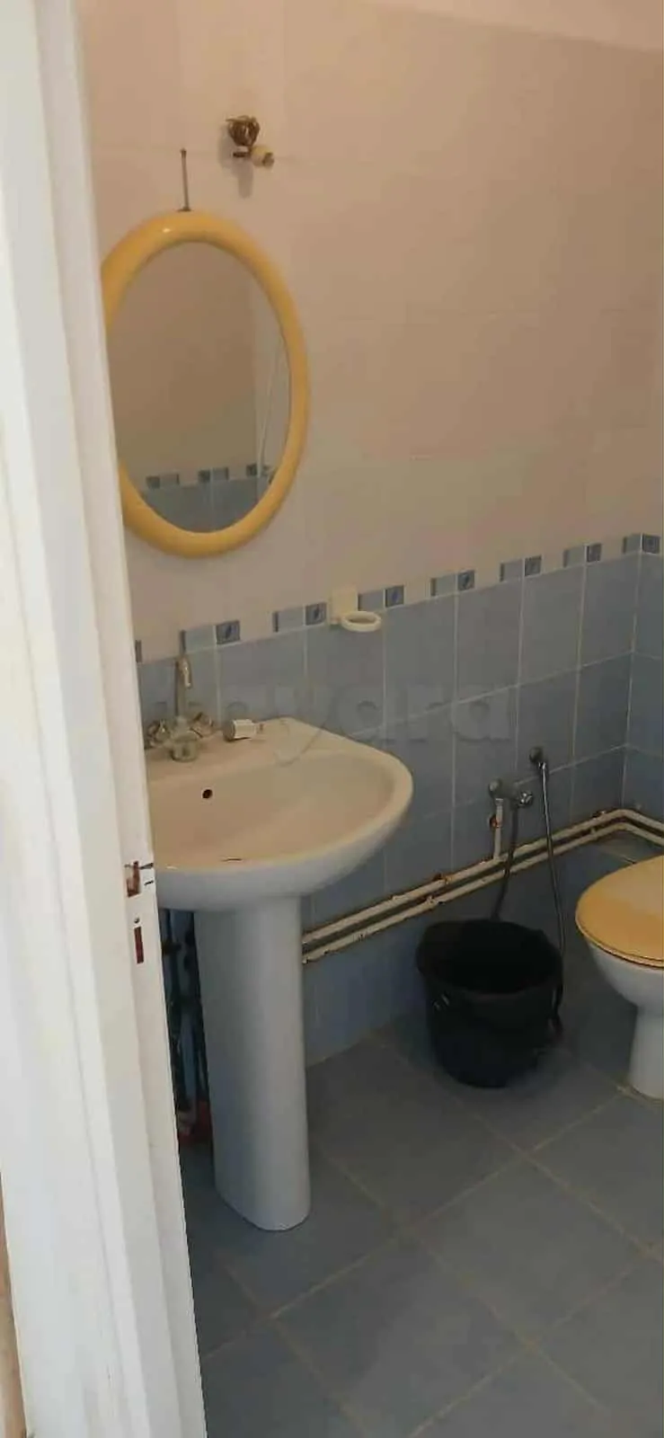  un appartements s+1 au 3éme étage (sans ascenseur) a louer Mannouba cité les oranges