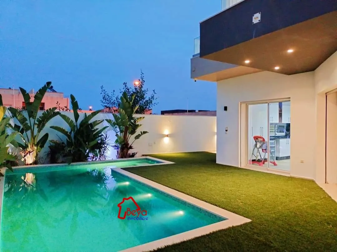 une Villa avec piscine 