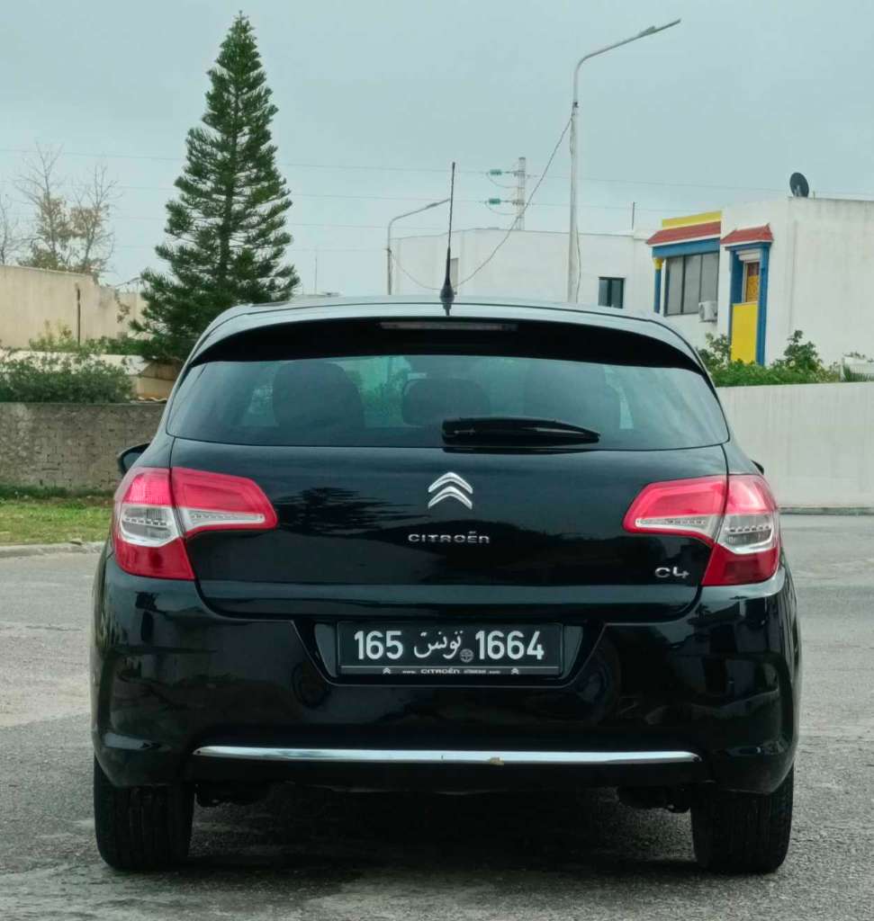 🚘 citroën C4