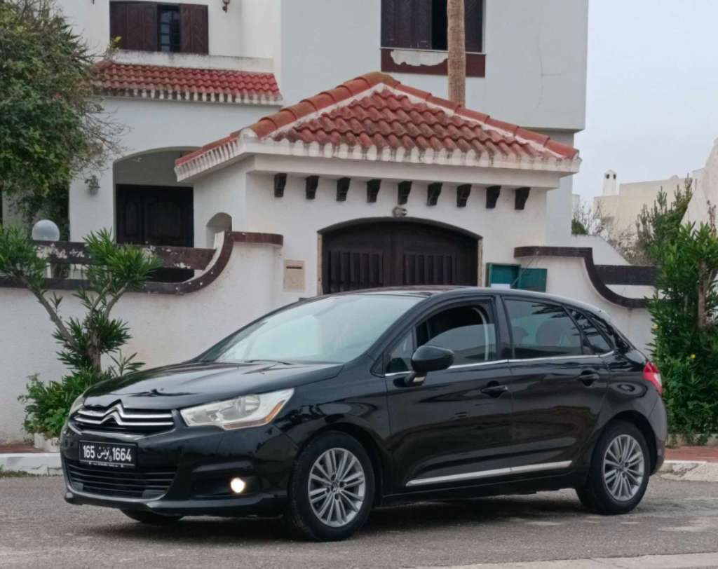 🚘 citroën C4